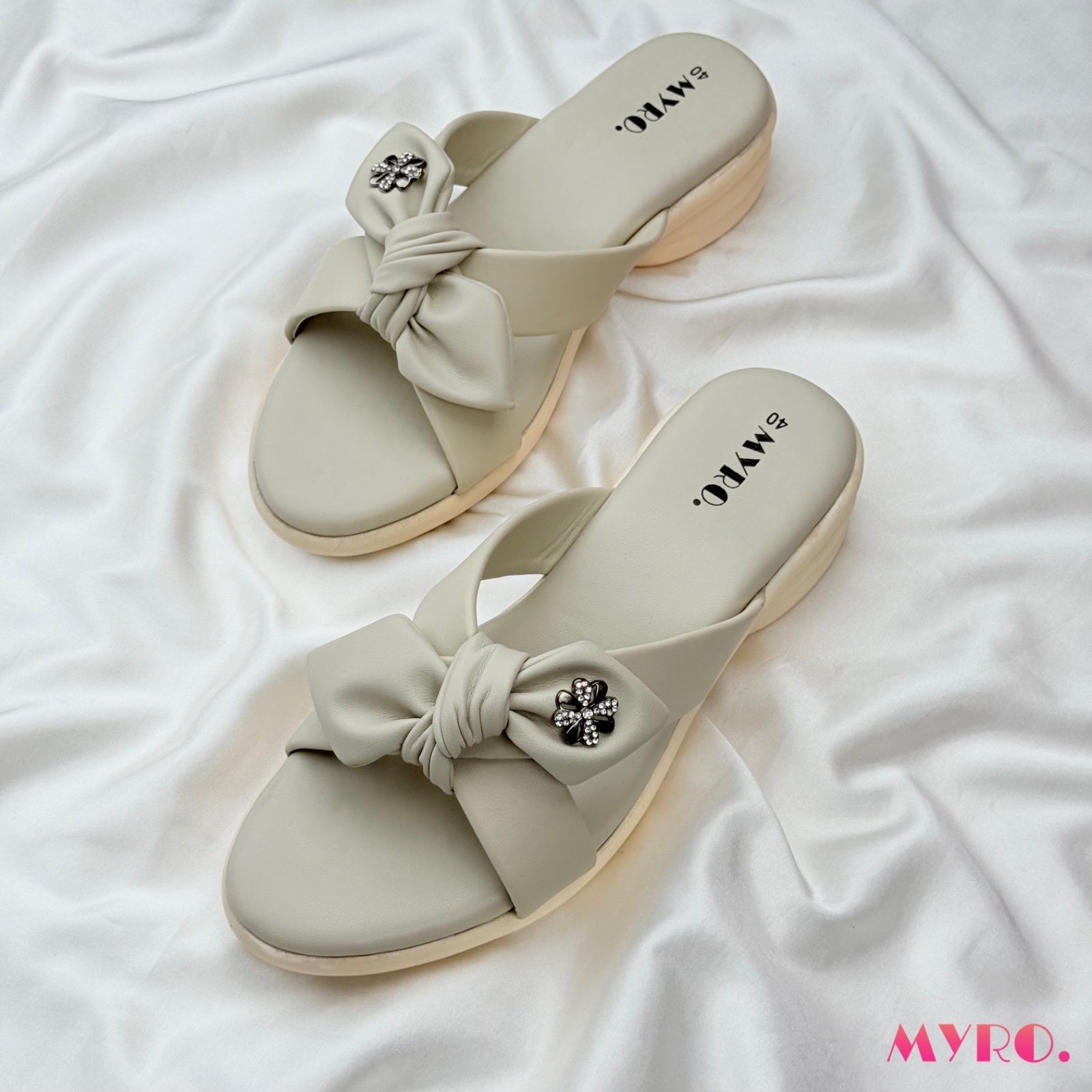 Magnolia Pastel Green Boston Heel - MYRO