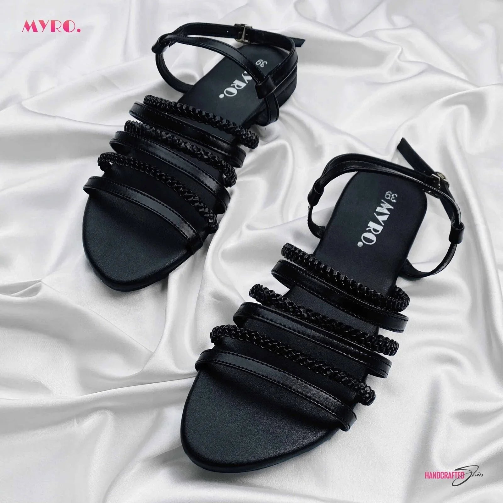 Stravia Strappy